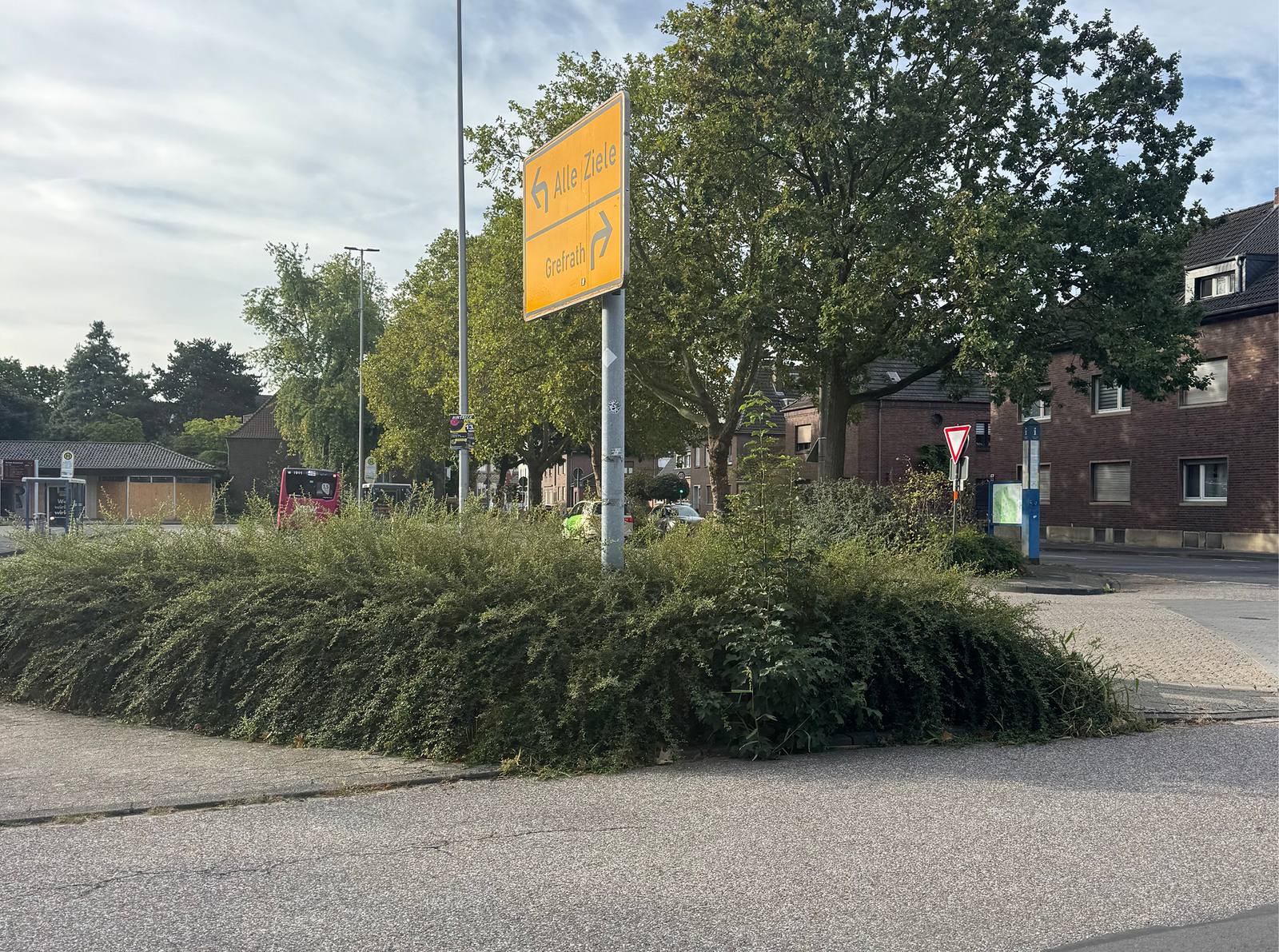 Verkehrsinsel mit Grünpotenzial